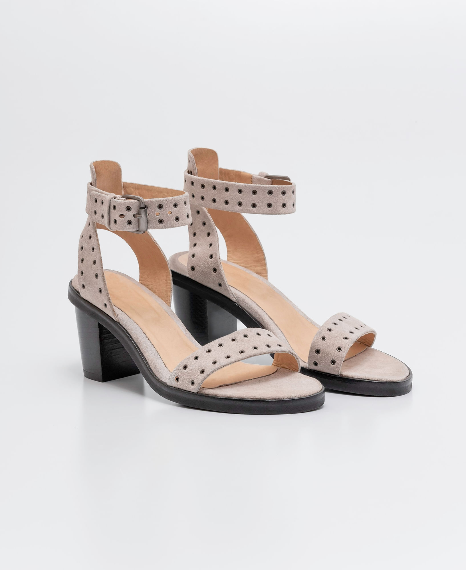 Sandalias de Mujer en Cuero Gamuza, Diseño con Correas - Mini Ojaletes Decorativos