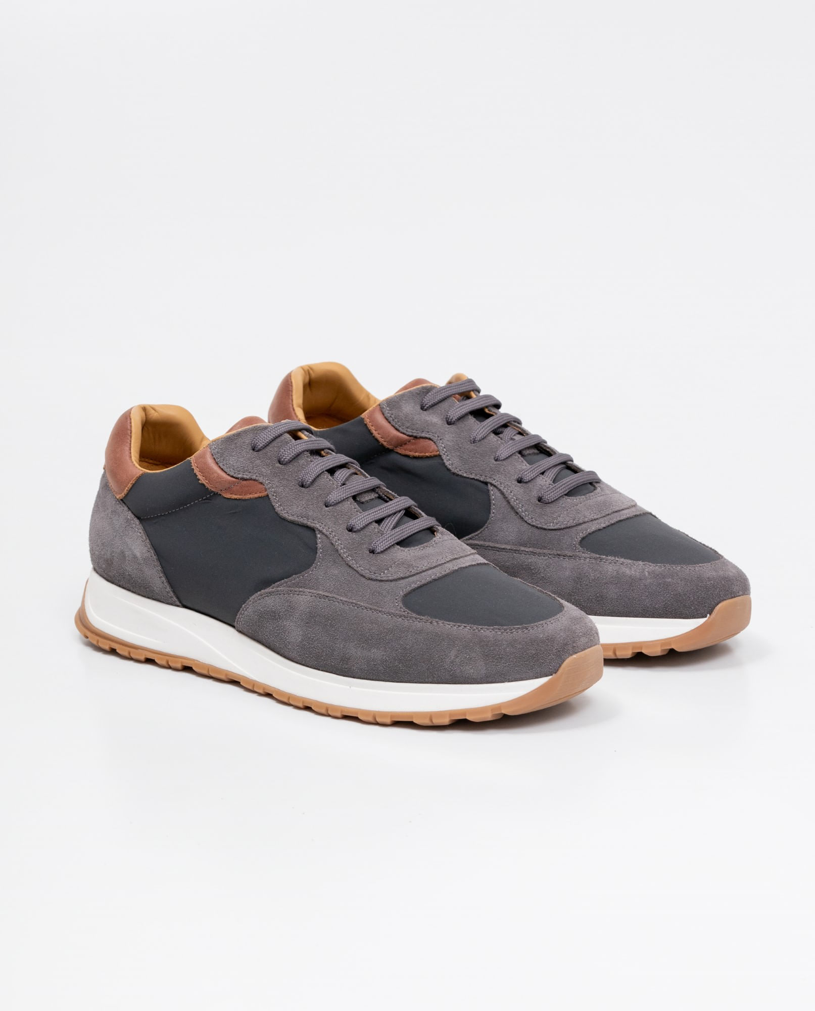 Tenis de Hombre, Estilo Runner - Cuero Gamuzado y Material Textil