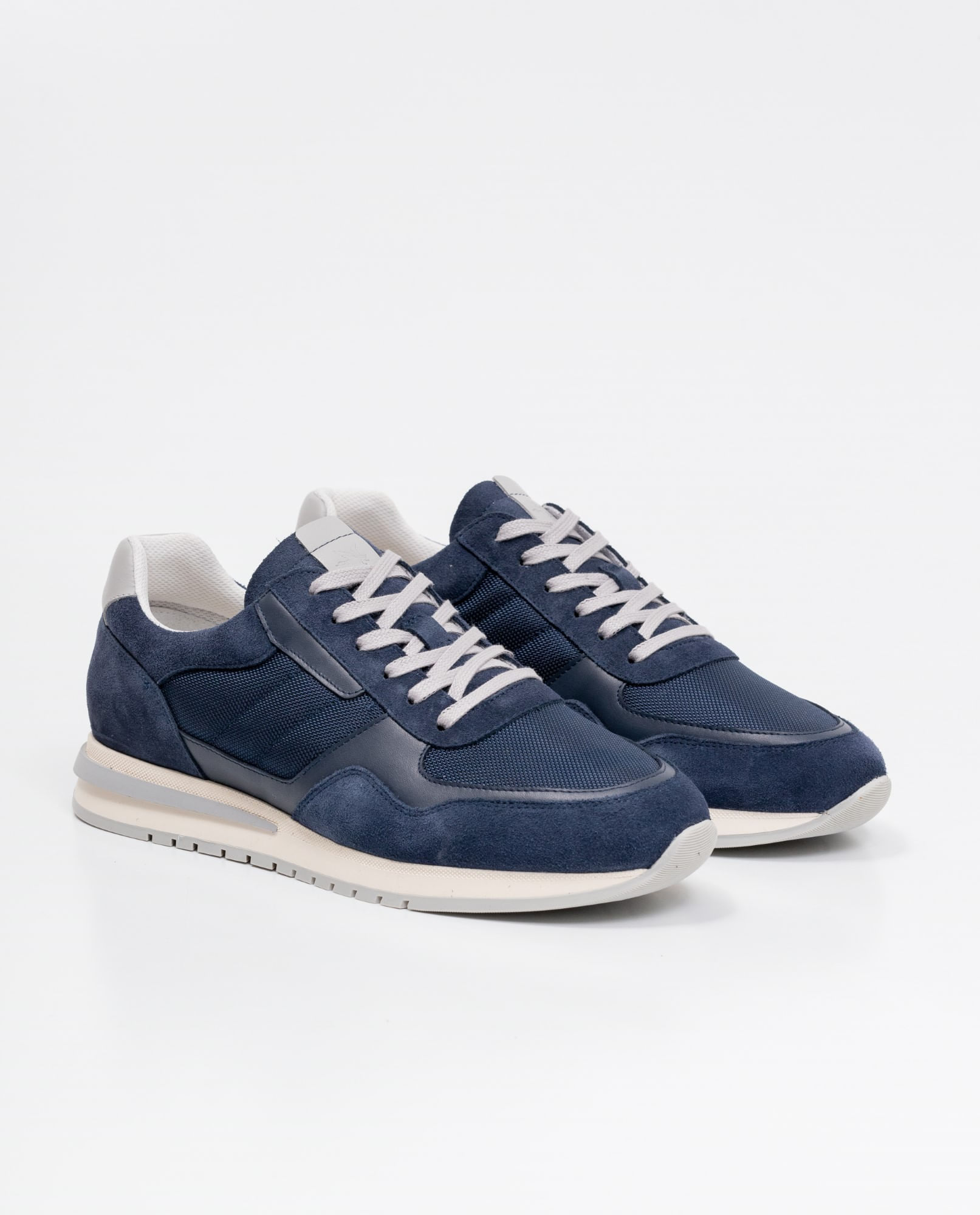 Tenis de Hombre, Estilo Runner - Cuero Gamuzado, Cuero Anilina y Material Textil