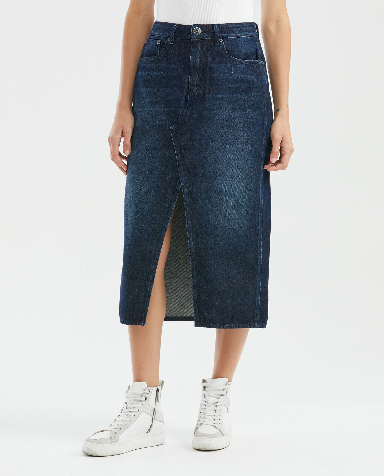 Falda Midi en Denim, High Rise - Tipo Lápiz