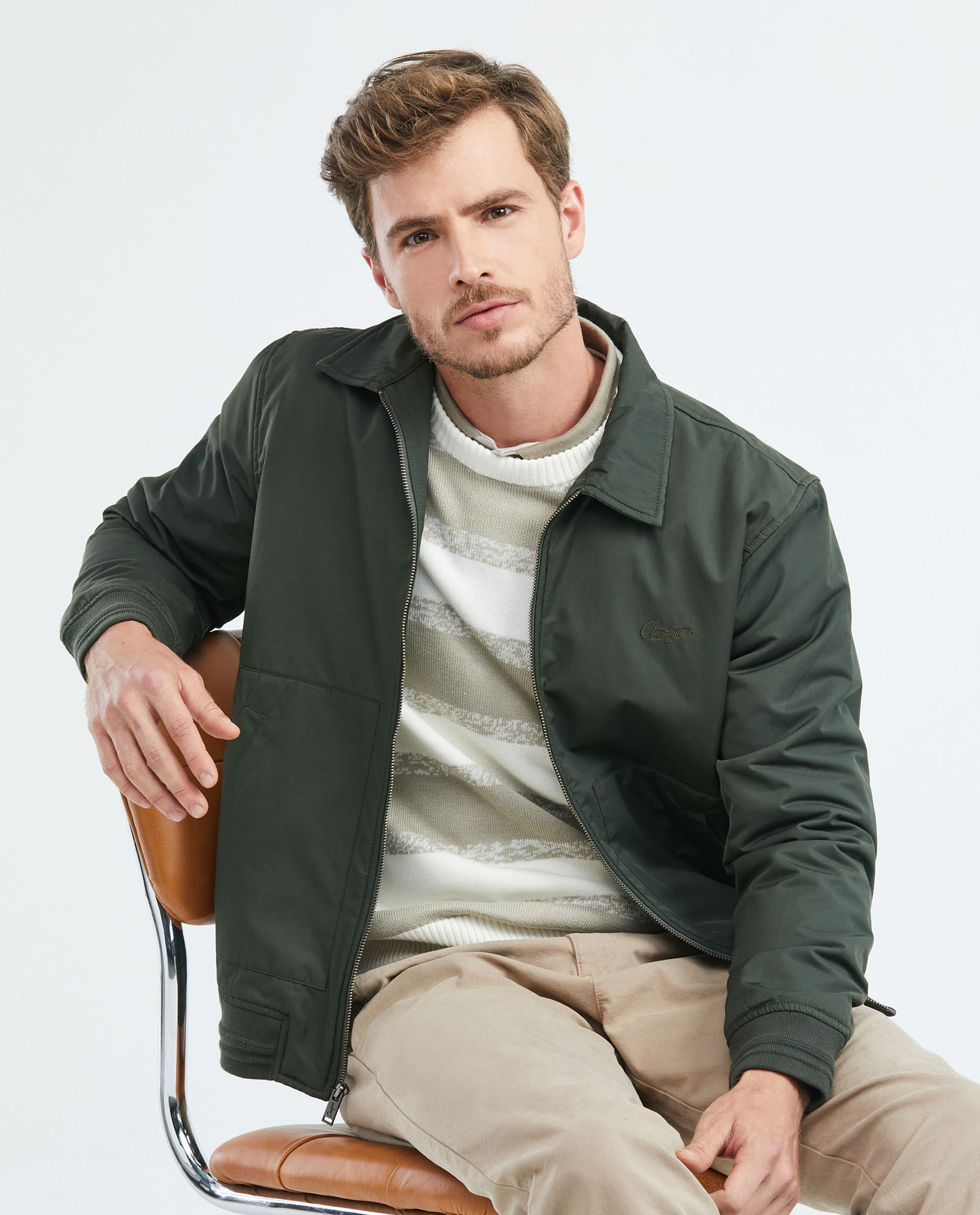 Chaqueta de Hombre, Tipo Aviador - Acolchada Súper Liviana