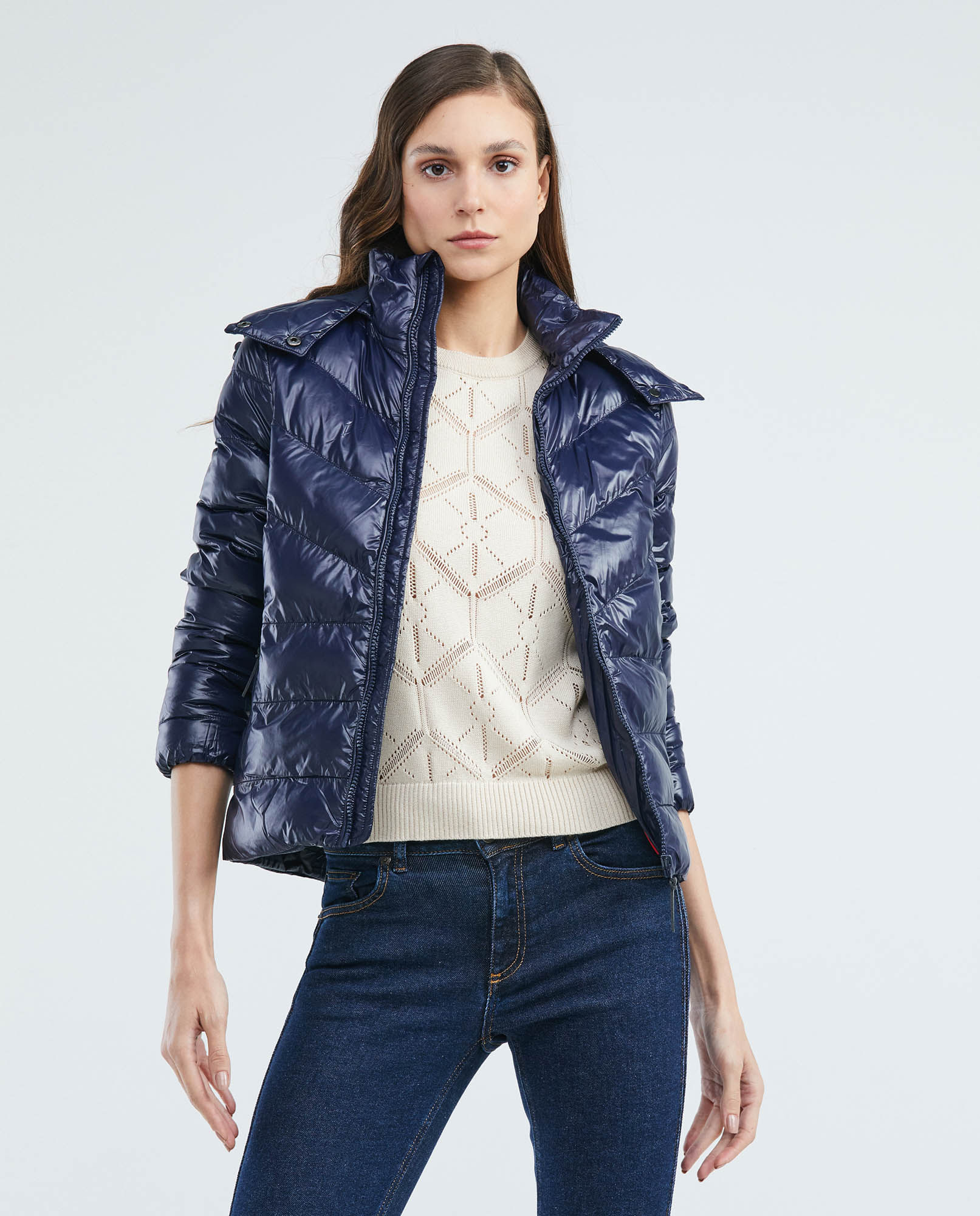 Chaqueta de Mujer, Acolchada Con Capucha - TOGS