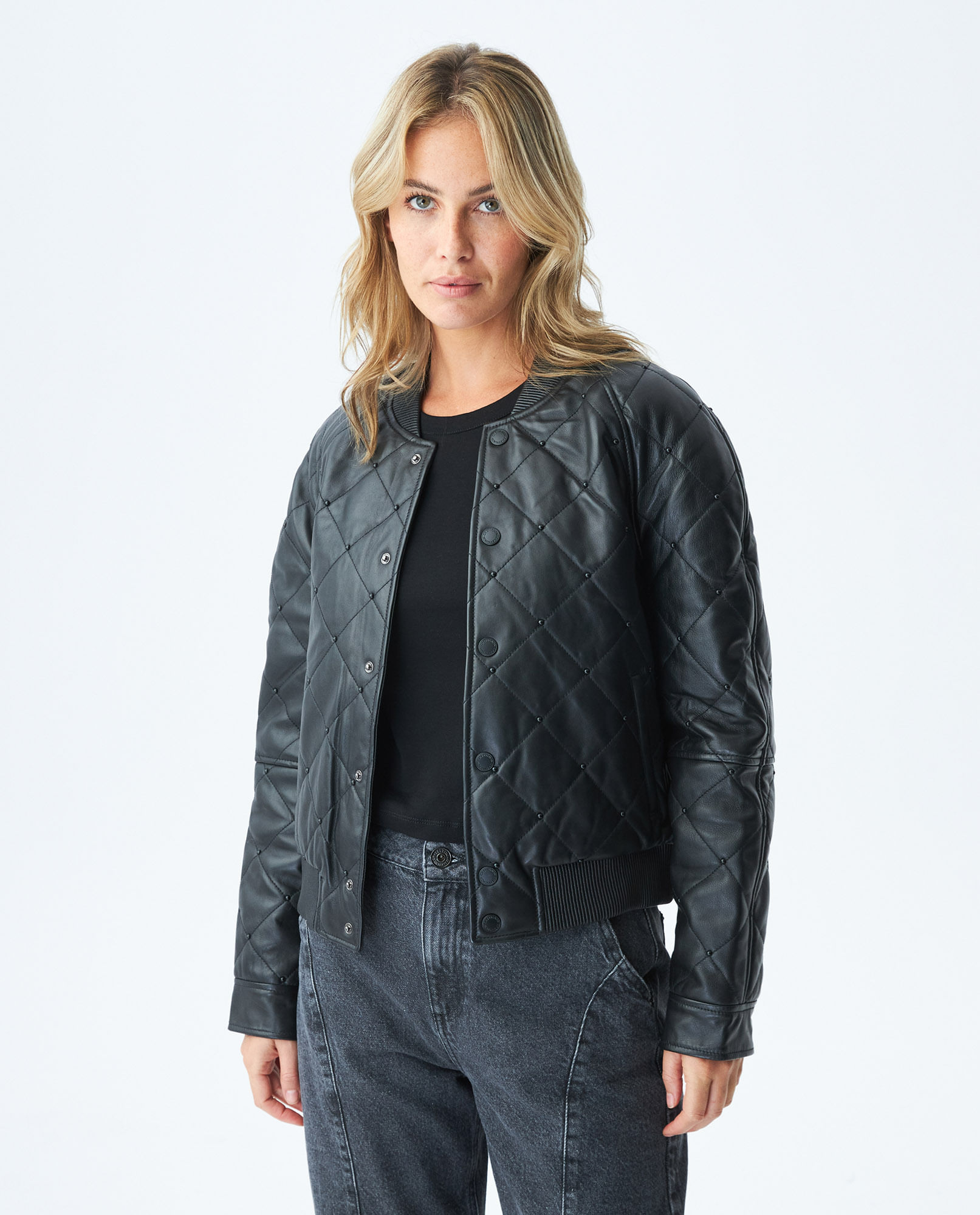 Chaqueta de Mujer en cuero, Silueta Bomber - Acolchado Y Taches