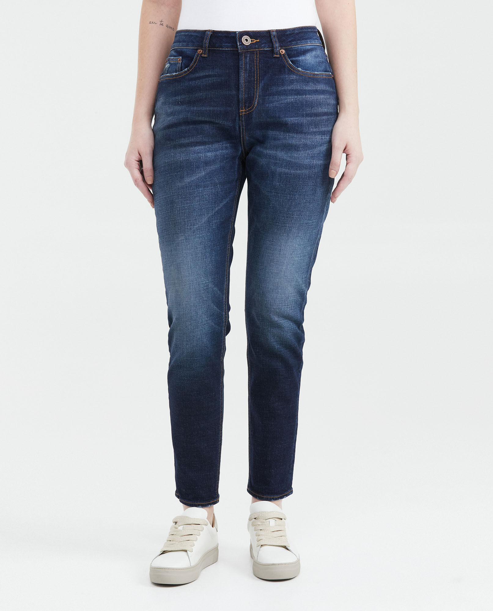 Jean Boyfit Tiro Medio Bota Slim Azul Ultra Oscuro para Mujer