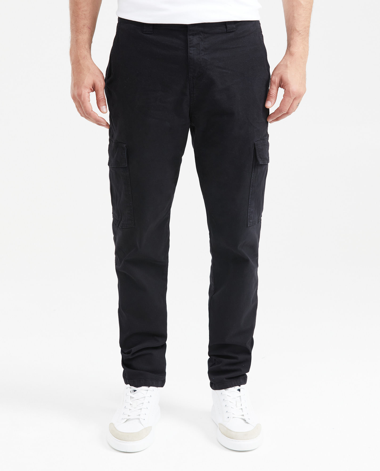Pantalón Tipo Cargo Regular Fit Bota Amplia para Hombre