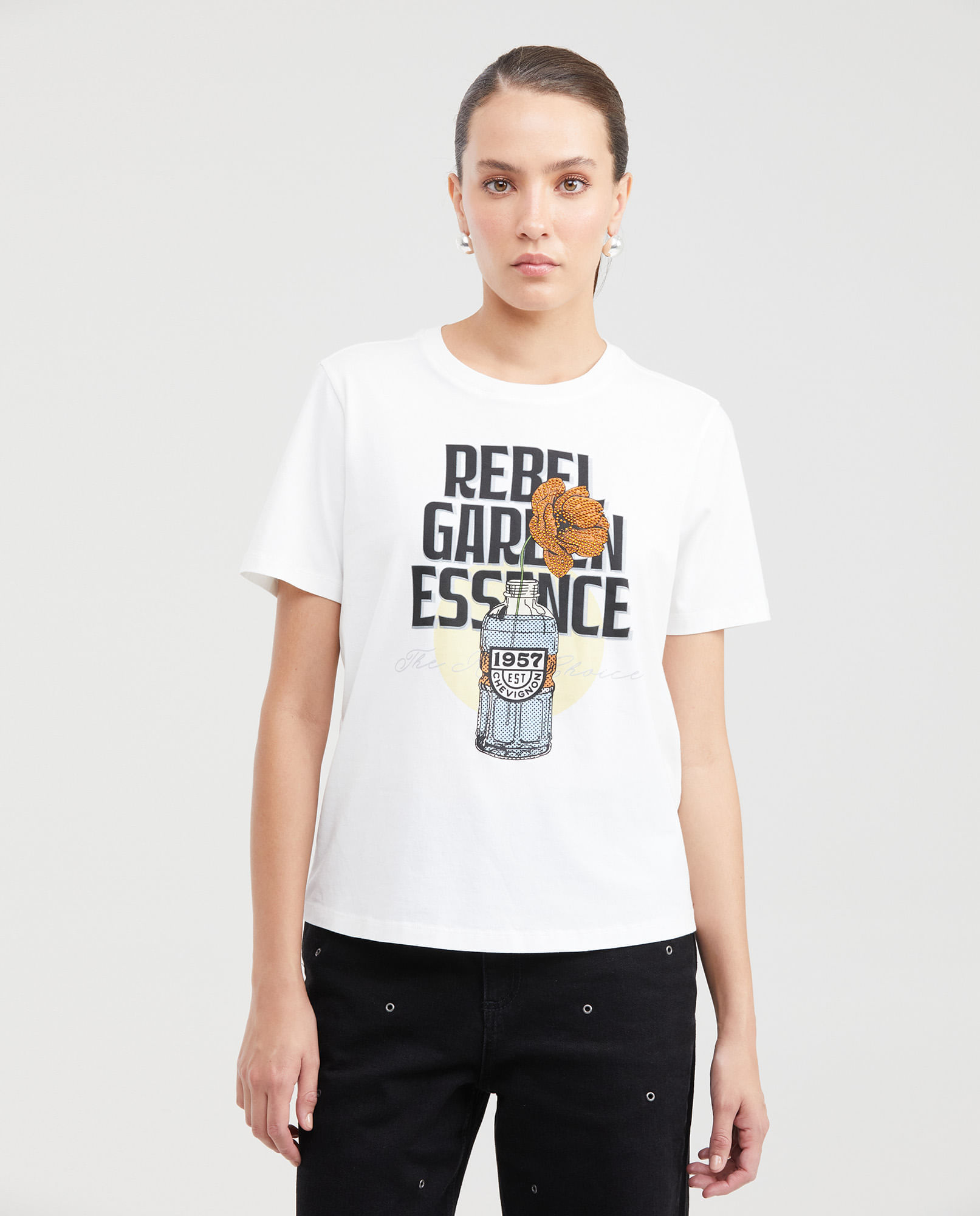 Camiseta Estampada con Detalles en Piedras para Mujer