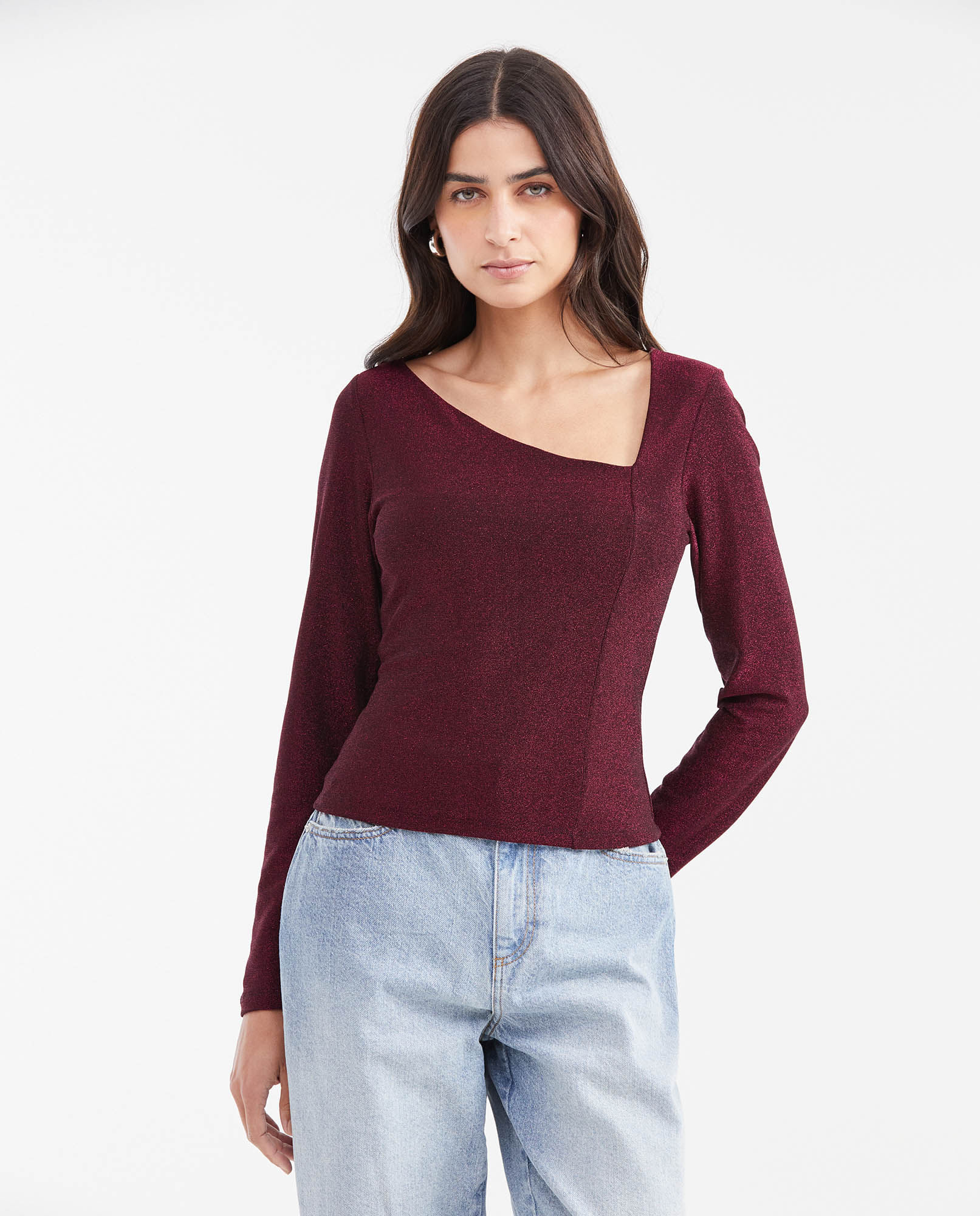 Camiseta Silueta Ajustada Cuello Asimétrico Manga Larga para Mujer