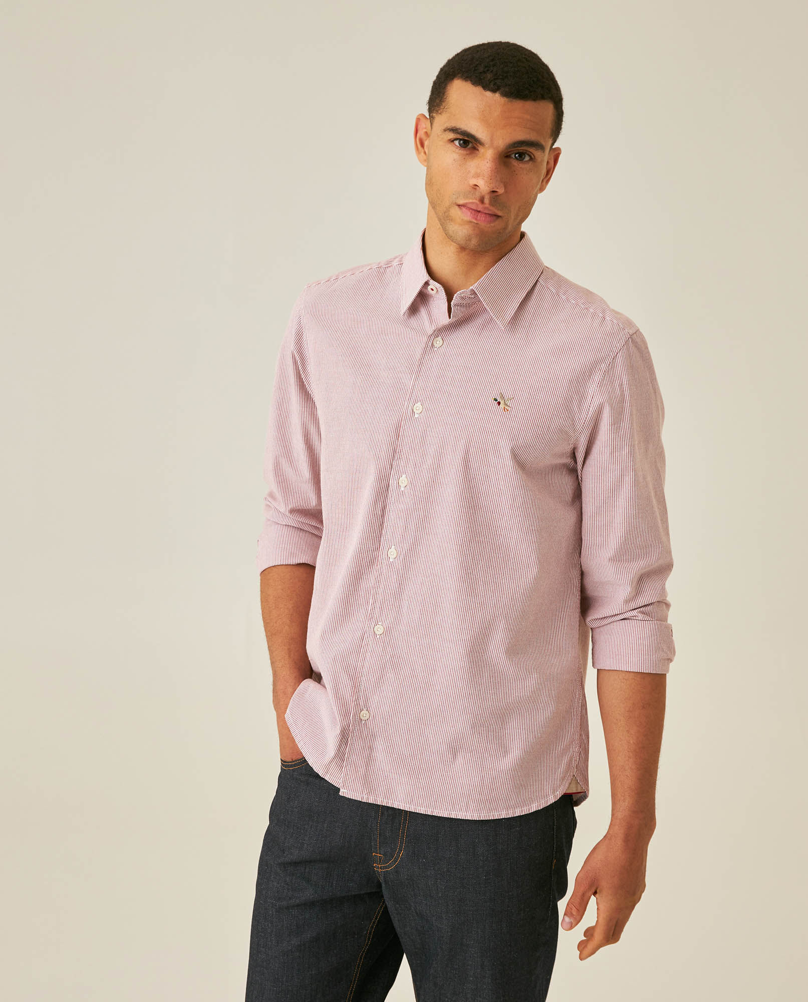 Camisa de Hombre Manga Larga Slim Fit Mil Rayitas Oxford con Piezas en Contraste en Algodón