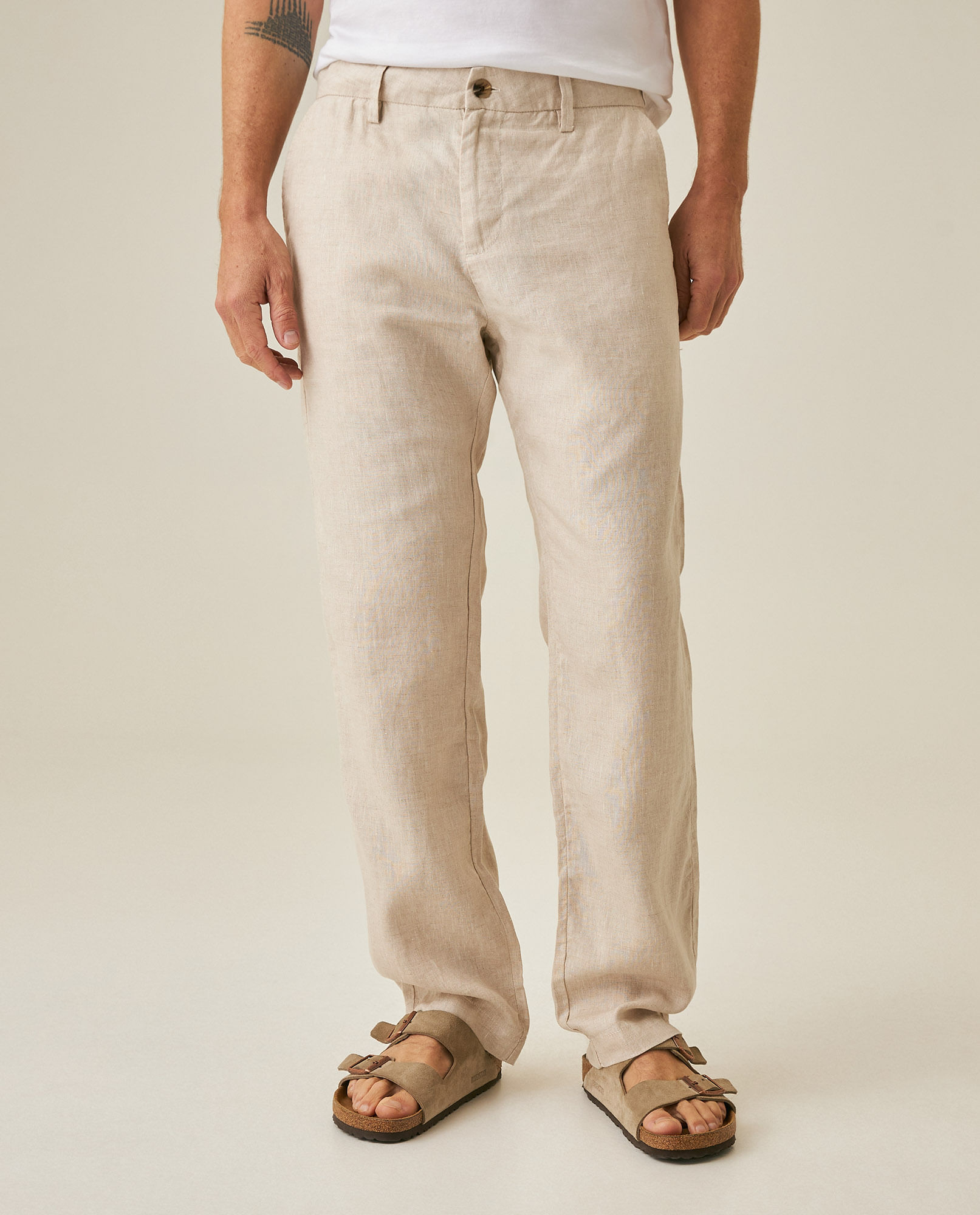 Pantalón de Hombre Rodeo Straight Fit Tiro Medio Bolsillos de Ribete en Lino