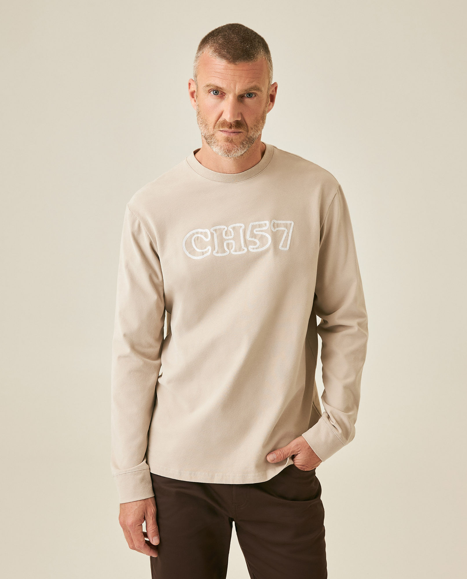 Camiseta de Hombre Manga Larga Classic Fit Gráfico Bordado en Cadenete en Mezcla de Algodón