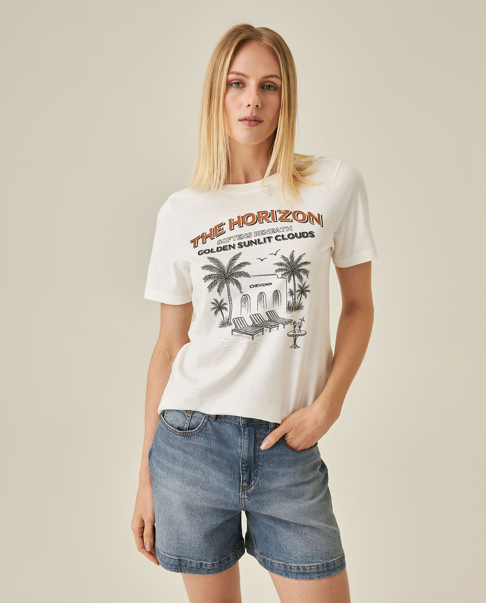 Camiseta de Mujer Gráfica Slim Fit Cuello Redondo con Piedras Bordadas Verano en Algodón