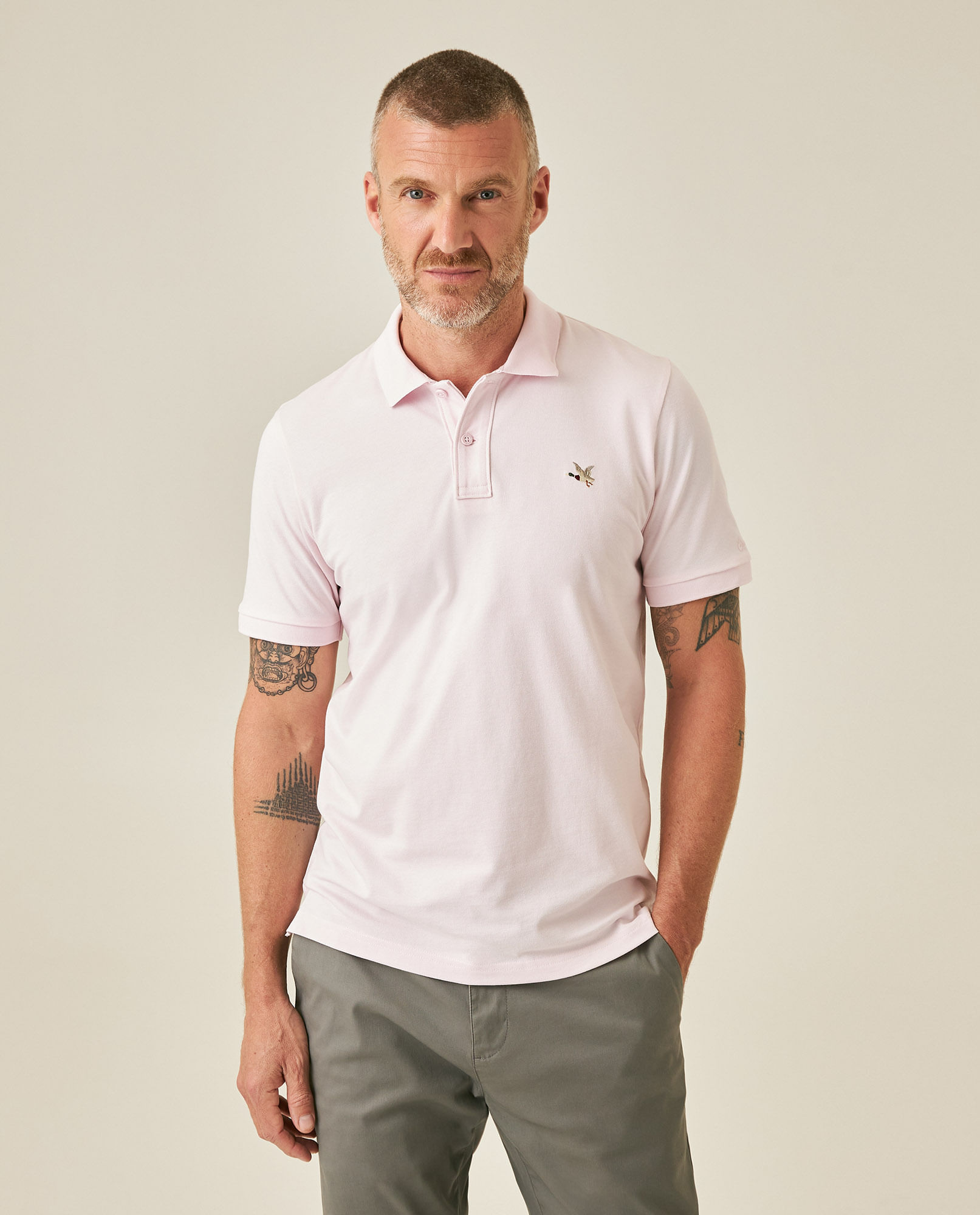 Camisa Polo de Hombre Slim Fit Manga Corta con Pato Bordado de Colores en Mezcla de Algodón
