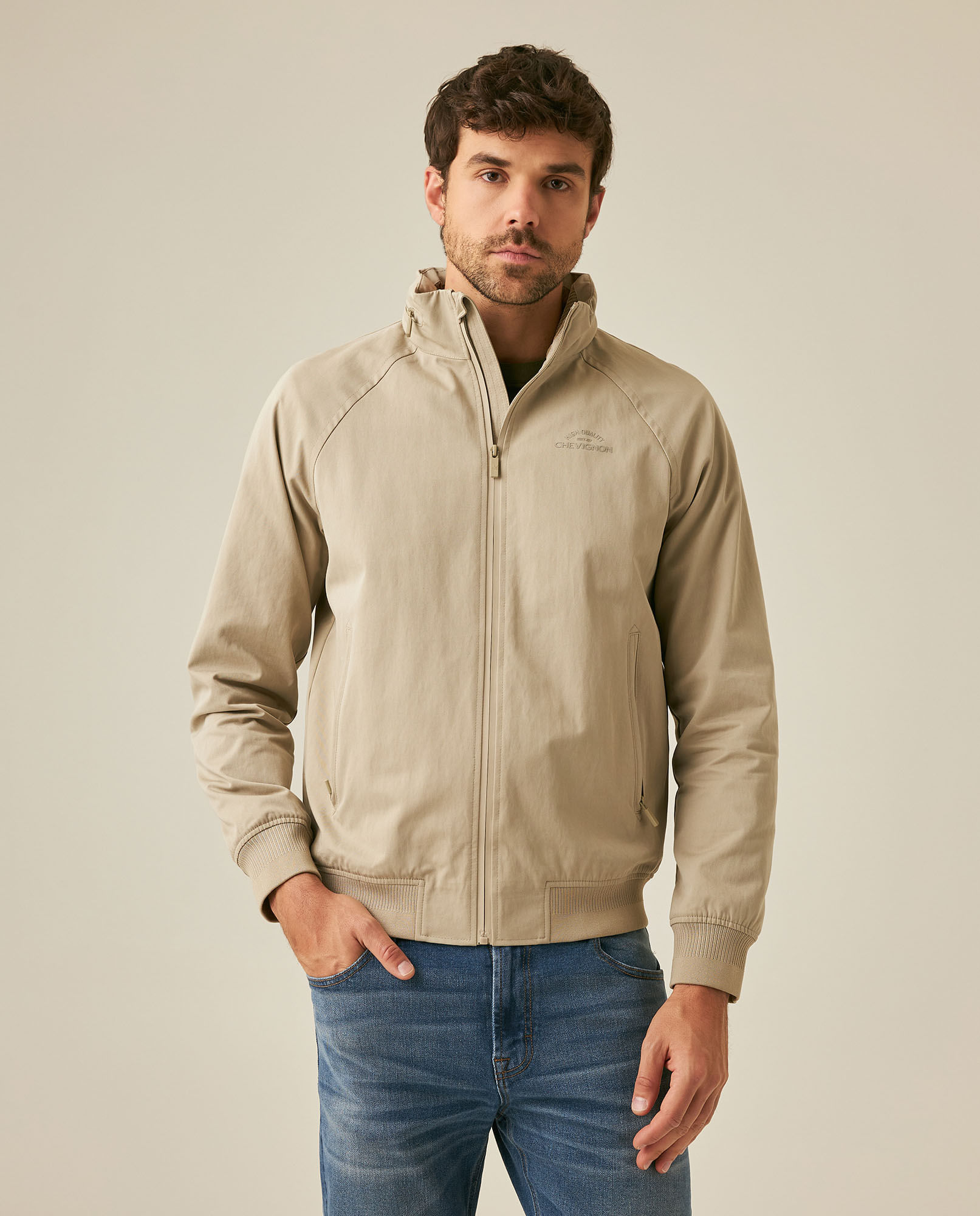 Chaqueta de Hombre Cuello Alto Capucha Replegable Bolsillos con Cierre Tela Jeanswear en Mezcla de Algodón y Poliamida