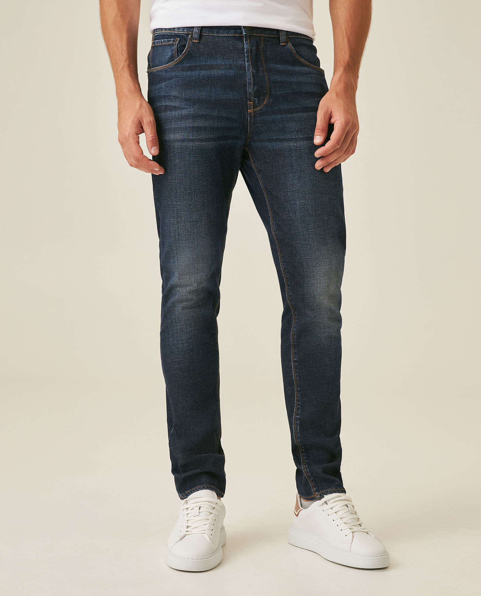 Jean de Hombre Rider Skinny Fit Tiro Bajo Lavado Oscuro Tecnología Skinflex en Mezcla de Algodón